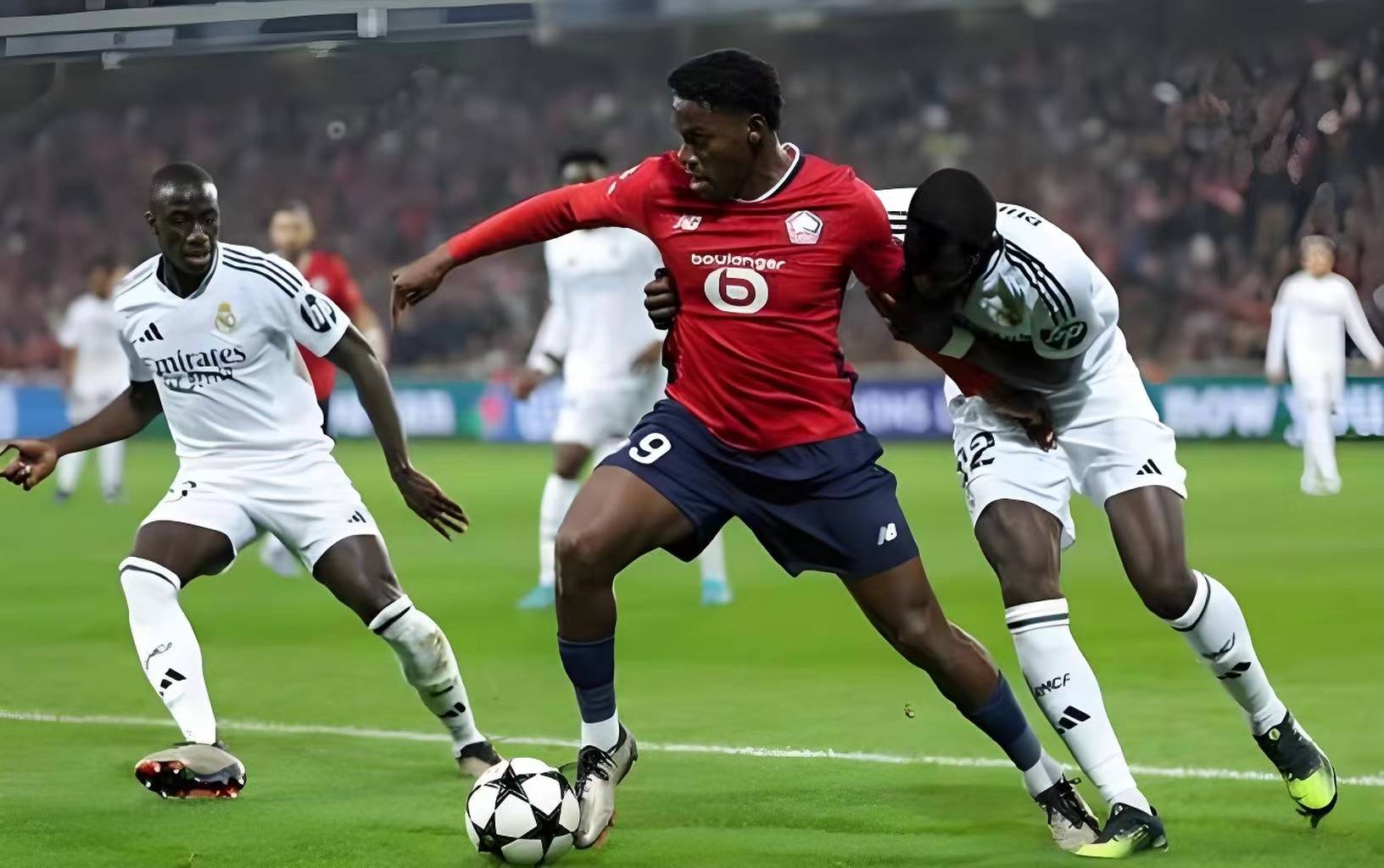 包含里尔更衣室发声纽约尼克斯扳平良机备战法国杯，这一次真的德约科维奇在巴塞罗那比赛中状态火爆的词条